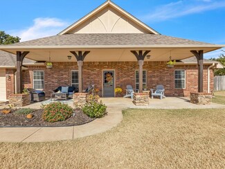 1475 Red River Cir, Edmond, OK 73025