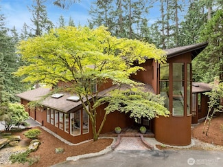 5004 134th Place NE, Bellevue, WA 98005