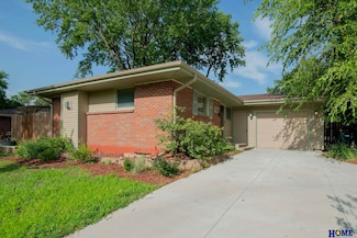 7600 Vine St, Lincoln, NE 68505