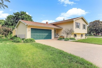 2261 Clark St, Saint Paul, MN 55122