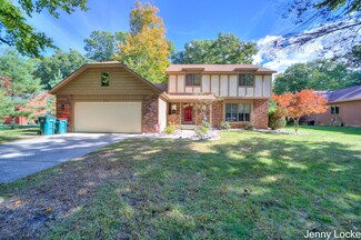 3930 Harbor Point Dr, Norton Shores, MI 49441