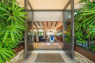 3444 NE 167th St, North Miami Beach, FL 33160