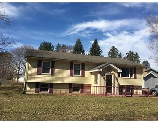 45 Legion Way, Northbridge, MA 01534