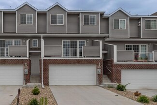 701 Shardlow Place NE, Byron, MN 55920