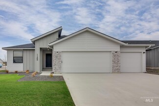 8235 E Bright Angel Dr, Nampa, ID 83687