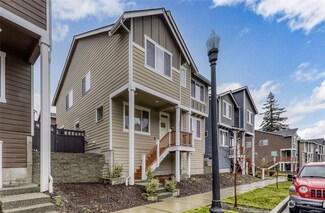 2426 Seringa Ave, Bremerton, WA 98310