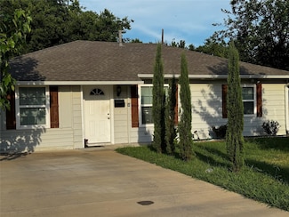 601 Shawnee Trace, Grand Prairie, TX 75051