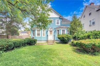 147 Wentworth Ave, Cranston, RI 02905
