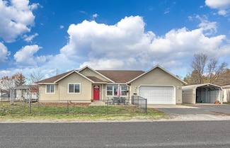 3005 N Carnahan St, Spokane, WA 99217