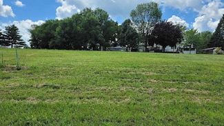 1007 Parkview Dr, Tipton, IA 52772