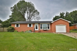 714 Fairway St, Bethalto, IL 62010