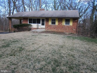 7006 Catlett St, Springfield, VA 22151