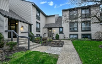 6300 Greenwood Pkwy Unit 202, Northfield, OH 44067