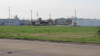 1818 Sterkx Rd, Alexandria, LA 71301