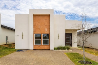 5508 Raven Lp, Laredo, TX 78046