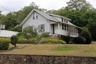 85 Phenix Ave, West Warwick, RI 02893