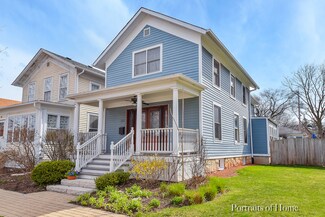 212 Center St, Naperville, IL 60540