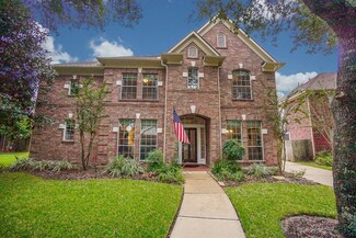 2435 Oyster Loop Dr, Sugar Land, TX 77478