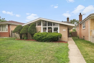 15224 Oak St, Dolton, IL 60419