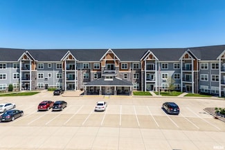 2592 Middle Rd Unit 202, Bettendorf, IA 52722