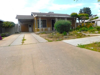 4774 E Hammond Ave, Fresno, CA 93703