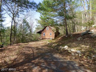 12 High Cliff Rd, Capon Bridge, WV 26711