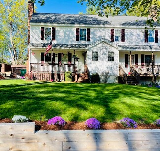 23 Elm St, Uxbridge, MA 01569