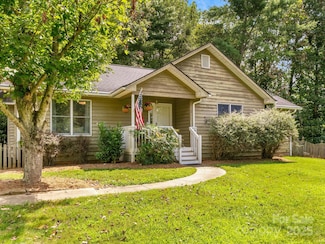 1 Clarks Chapel Ridge Rd, Weaverville, NC 28787