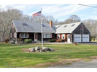 5 Old Farm Rd, Little Compton, RI 02837