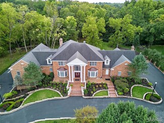 9780 Old Warson Rd, Saint Louis, MO 63124
