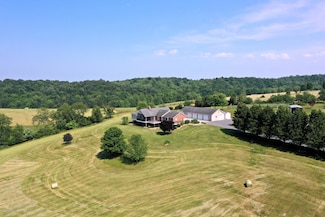 162 Trinity Ln, Staunton, VA 24401