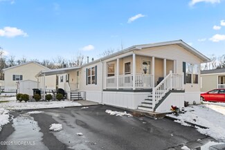 71 Village Rd, Morganville, NJ 07751