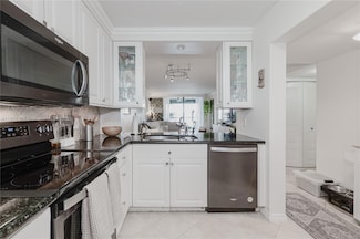 110 Lake Emerald Dr Unit 204, Oakland Park, FL 33309