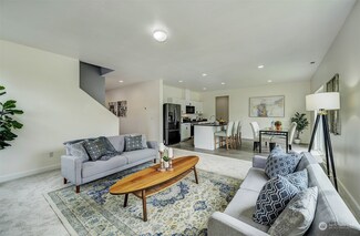 8904 171st St NE, Arlington, WA 98223