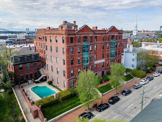 401 State St Unit M305, Portsmouth, NH 03801