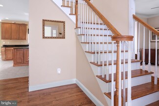 19 Cedar Crescent, Lambertville, NJ 08530