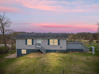 457 Fern Ave, Oxford, WI 53952