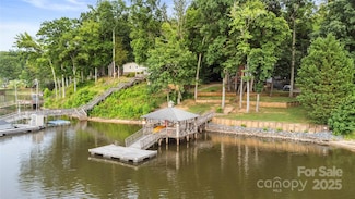 360 Lake Landing Dr, Salisbury, NC 28146