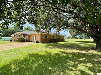 4048 Louisiana 17, Delhi, LA 71232