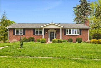 108 Snell Dr, Coraopolis, PA 15108