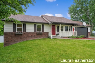 1411 Dewberry Ct NE, Grand Rapids, MI 49505