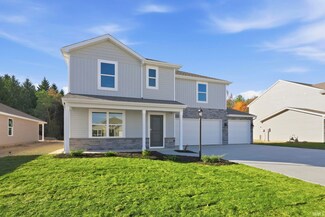 5040 Beechmont Ln, New Haven, IN 46774