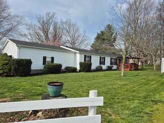 8095 Fall Creek Rd, Leesburg, OH 45135