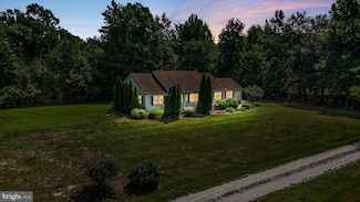 162 Wild Oaks Dr, Salem, NJ 08079