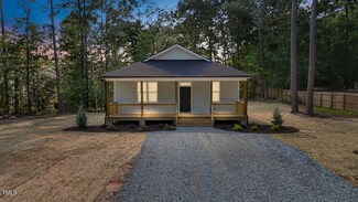 604 Natchez Trace, Fuquay-Varina, NC 27526