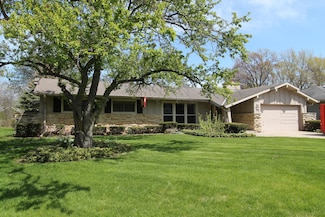 8570 N Greenvale Rd, Milwaukee, WI 53217