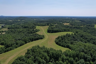 5216 Dry Ridge Rd, Liberty, KY 42539