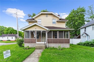 348 Arlington Blvd, Newton Falls, OH 44444