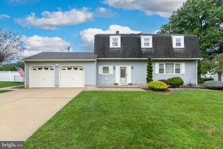 543 Flock Rd, Trenton, NJ 08690
