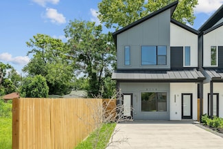 8114 Double Unit B, Houston, TX 77088